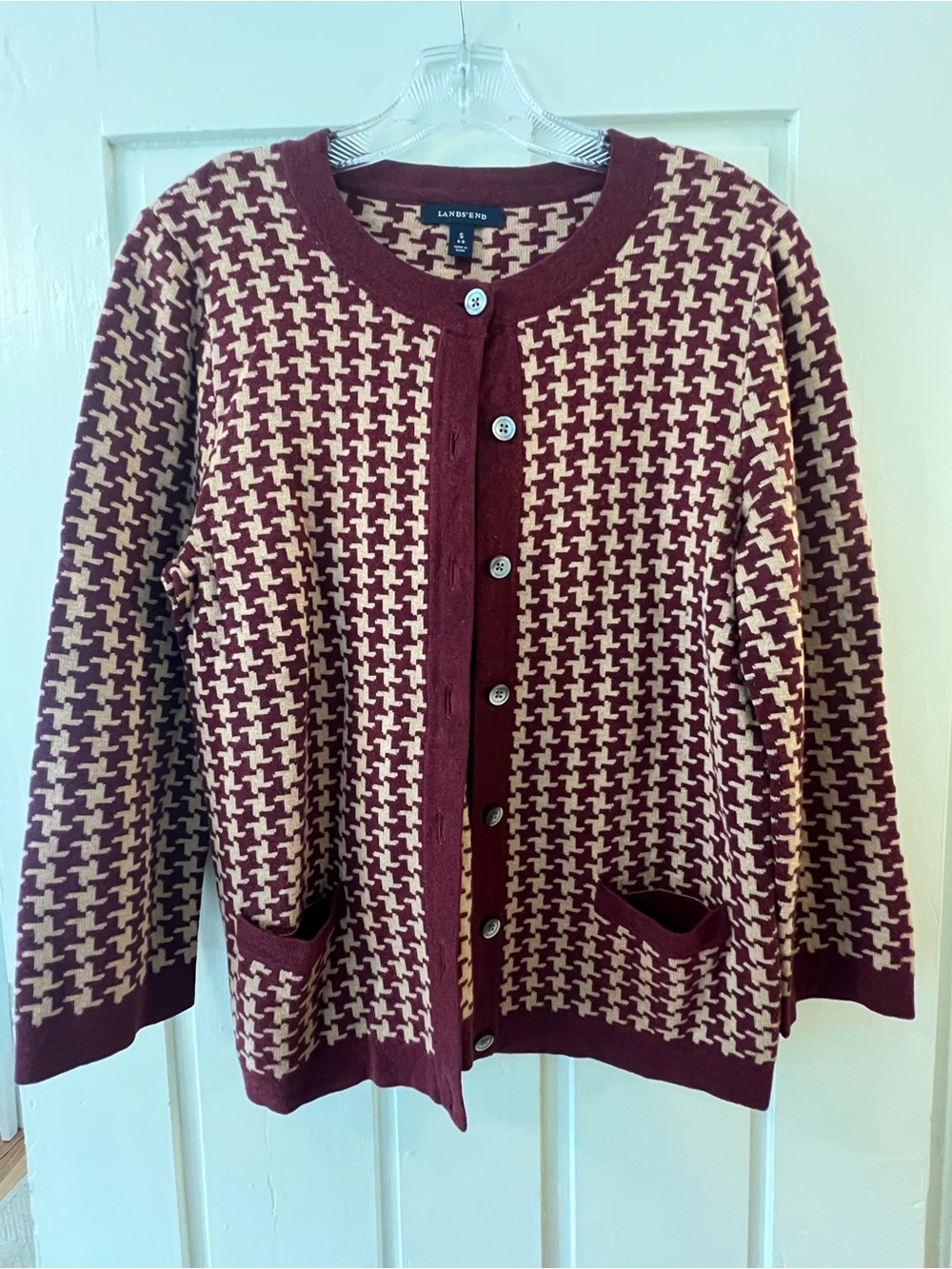Lands' End Vintage Burgundy and Cream Houndstooth Button Cardigan S(6-8)